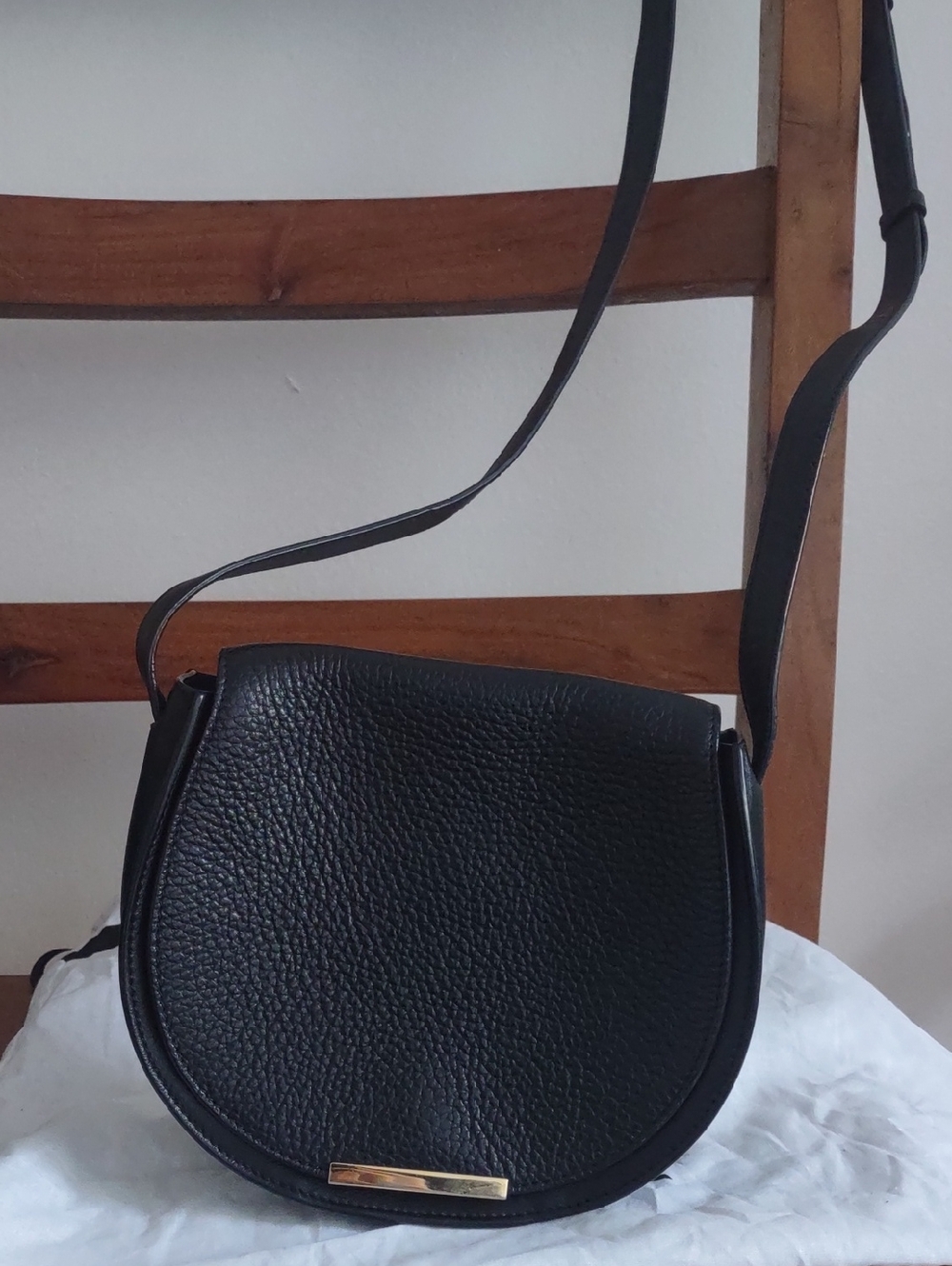Cuyana Mini Saddle Bag Black Leather